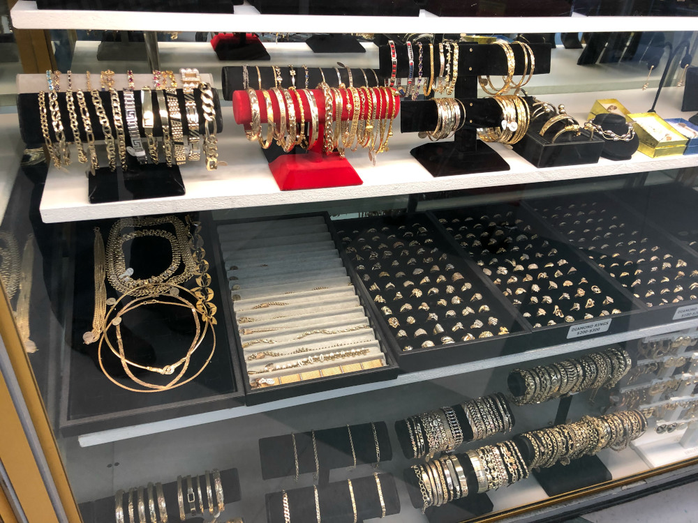 Usługi finansowe w Płocku: Jak wybrać odpowiedni lombard?