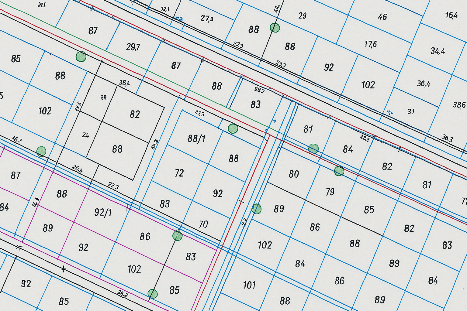 Zastosowanie i znaczenie precyzyjnych map w procesach inwestycyjnych